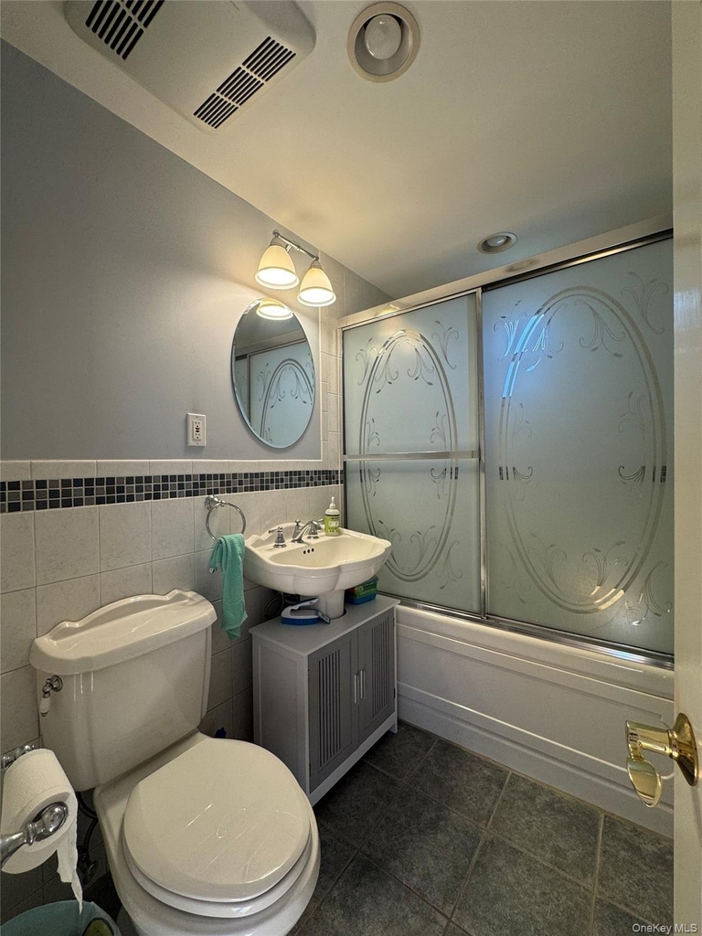 4740 Glenwood Street - Photo 5