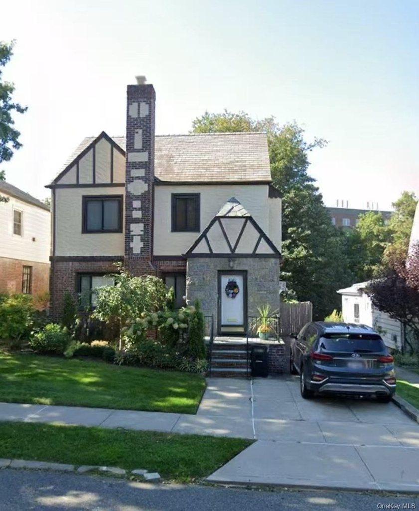4740 Glenwood Street - Photo 0