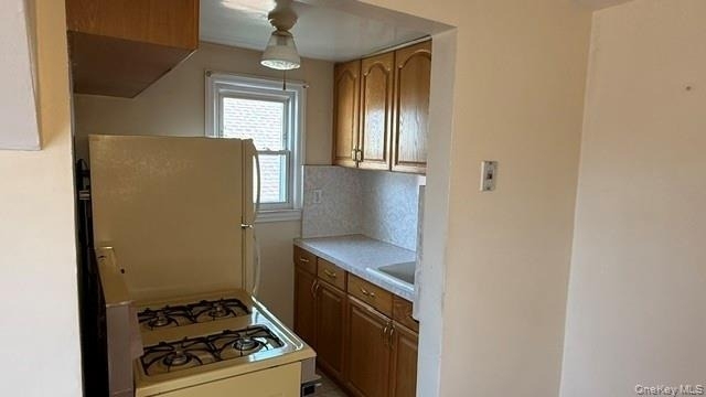 264-15 82nd Ave - Photo 6