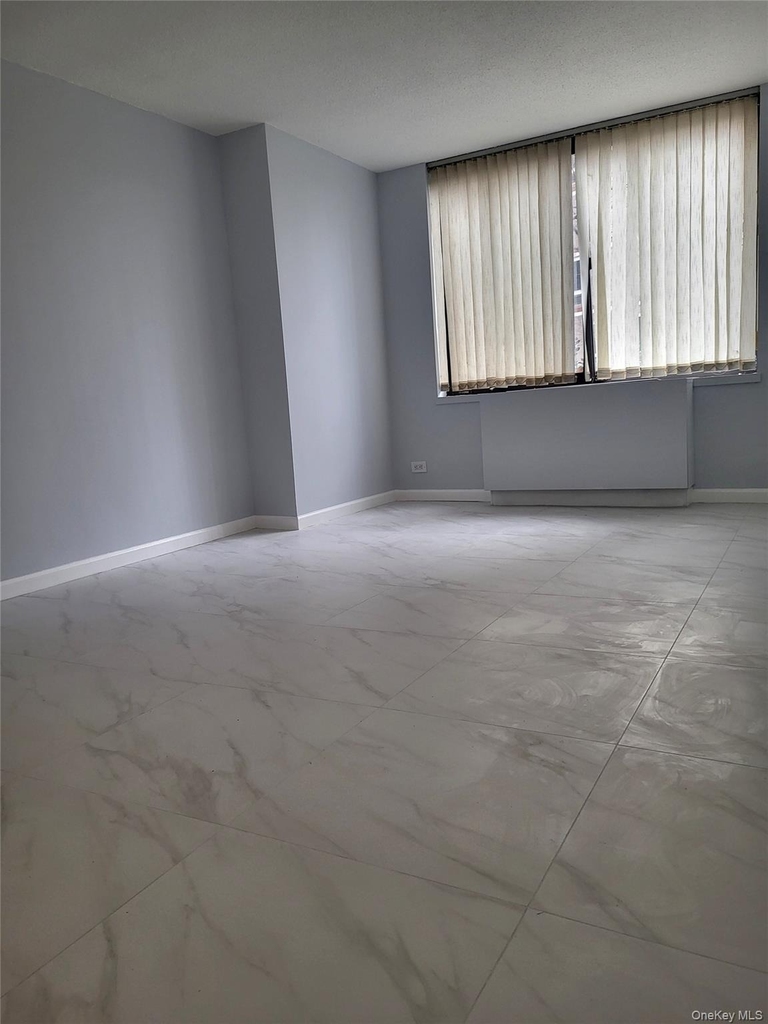 138-35 Elder Avenue - Photo 3