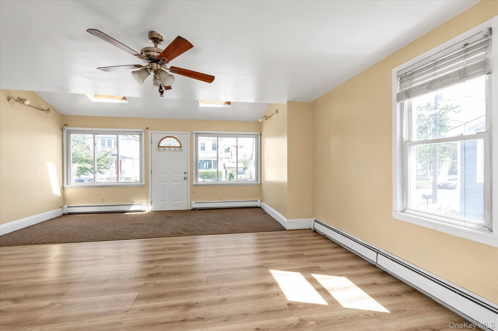 46 Derby Street - Photo 2