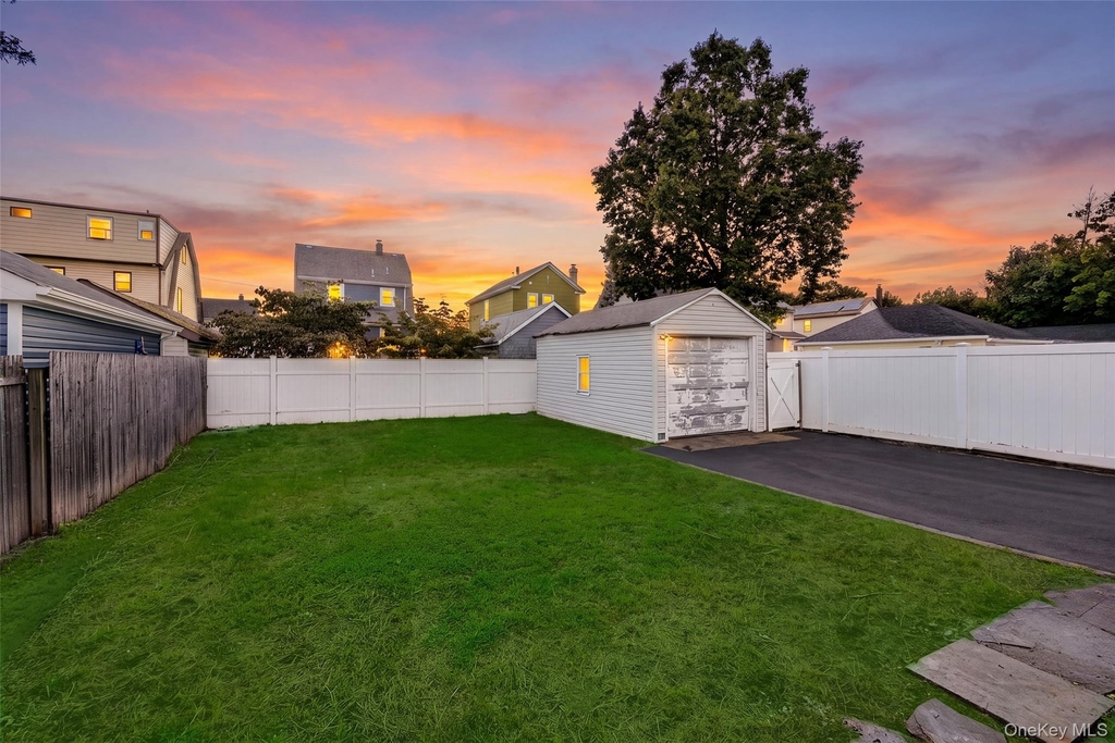 46 Derby Street - Photo 17