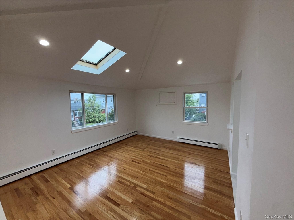 69-41 Burchell Avenue - Photo 4