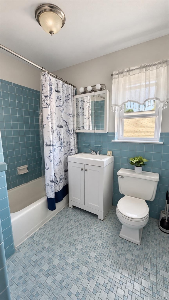 195-07 37th Avenue - Photo 3