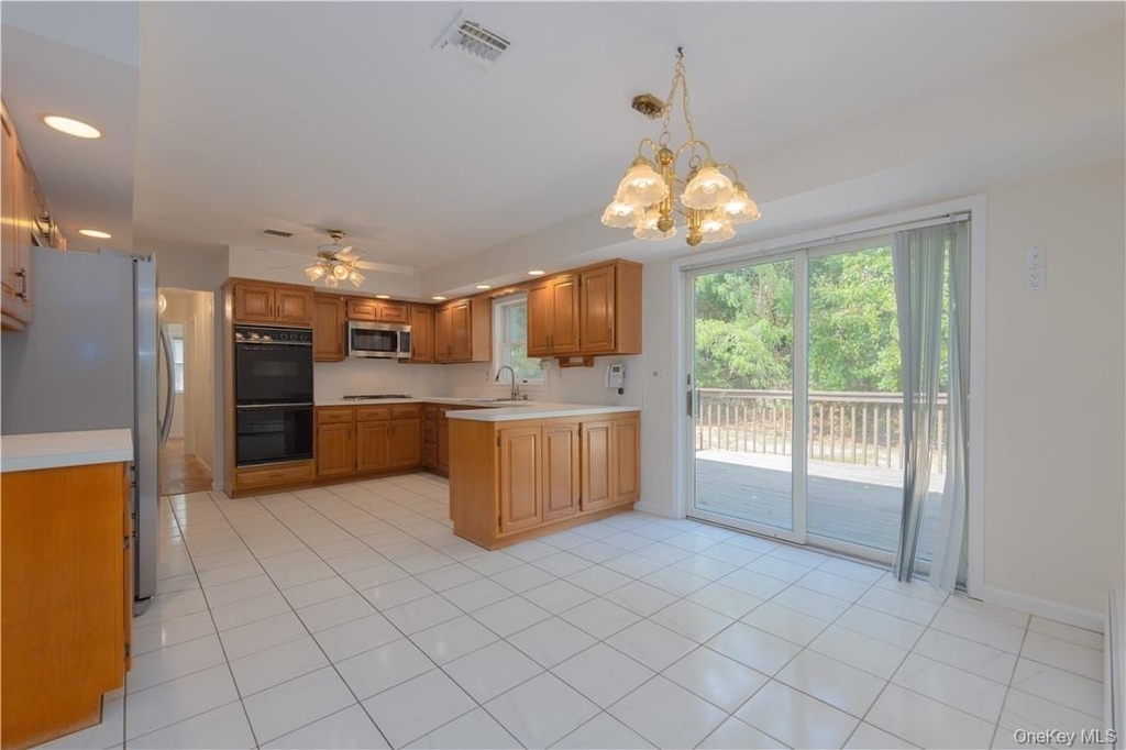 20 Madison Court - Photo 7