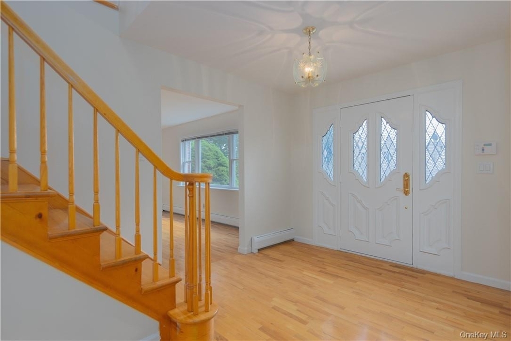 20 Madison Court - Photo 2