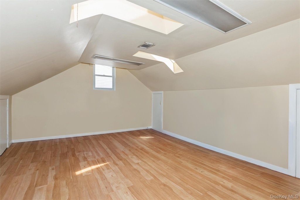 148 Lincoln Street - Photo 17
