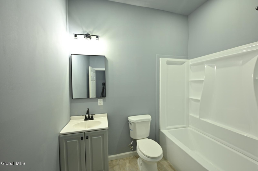 44 Alexander Street - Photo 11