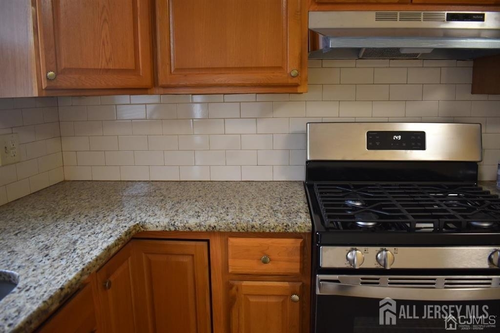 1 Fairview Avenue - Photo 3