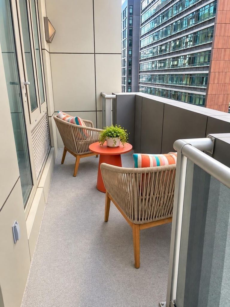 44-15 Purves Street - Photo 8