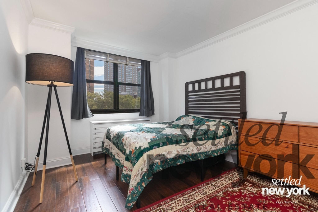 340 E 93rd Street - Photo 6