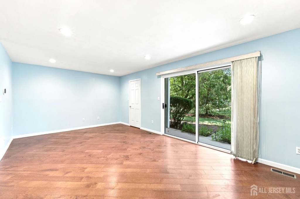 350 Greenfield Road - Photo 12