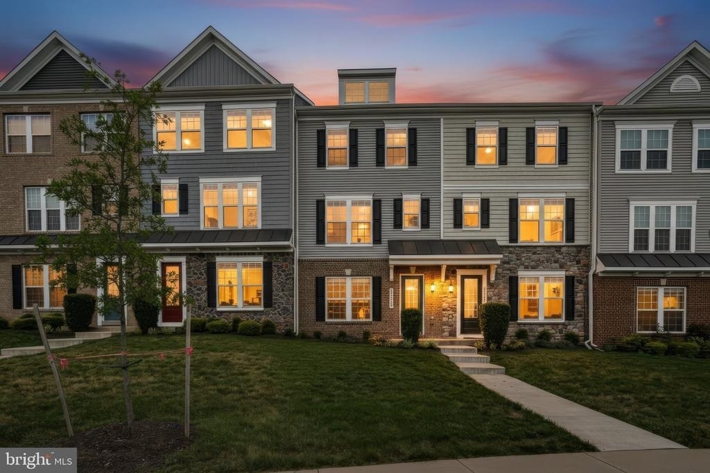 6310 Berkley Bridge Place - Photo 2