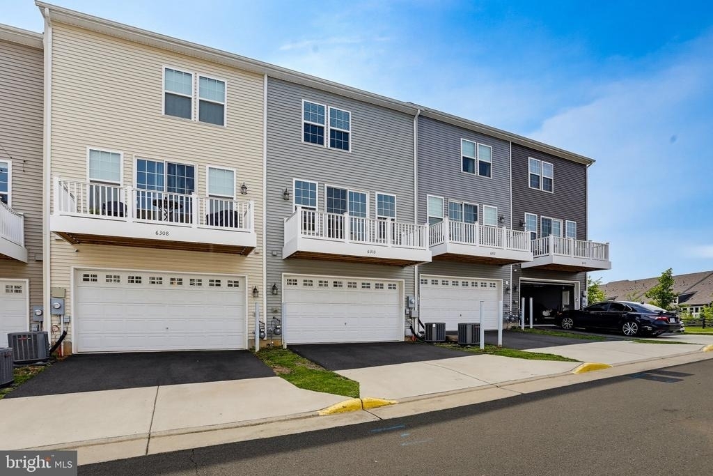 6310 Berkley Bridge Place - Photo 40