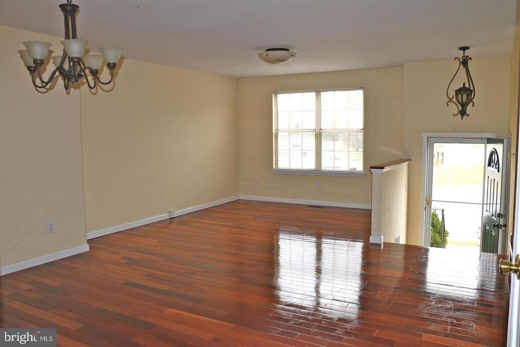 14904 Enterprise Lane - Photo 3