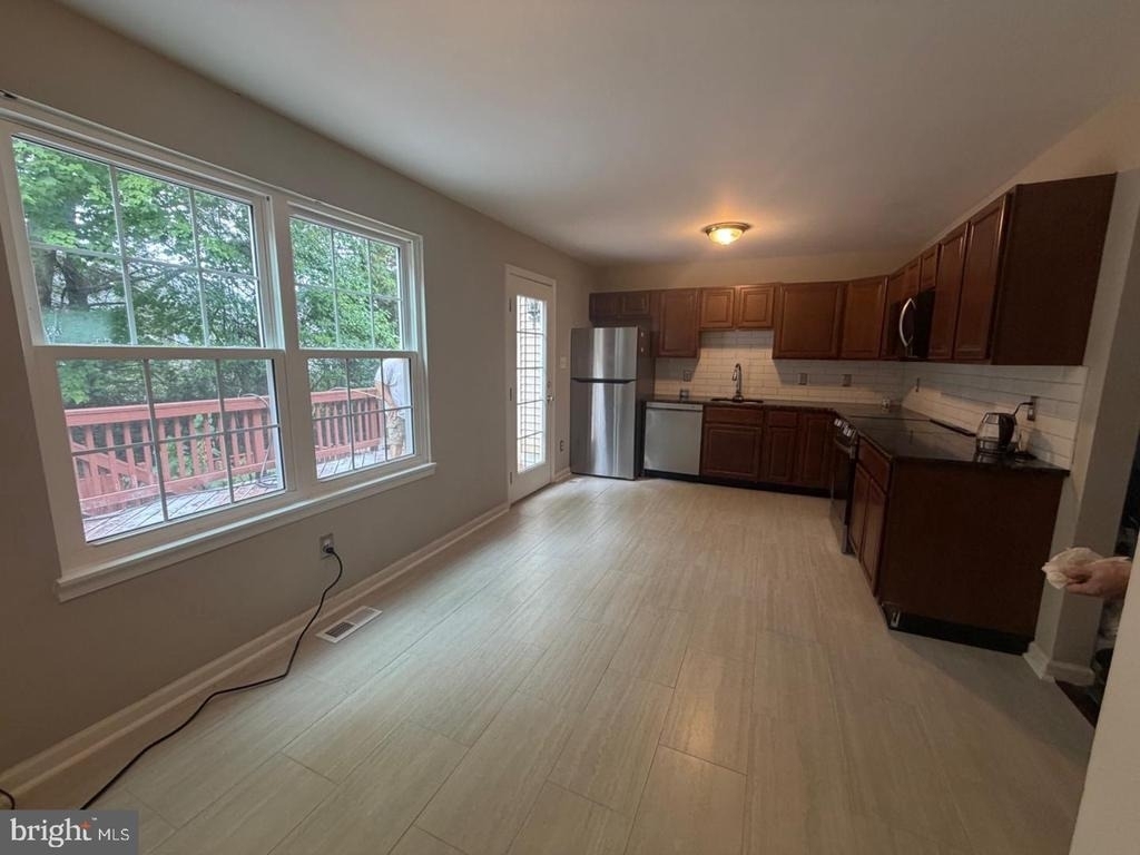 14904 Enterprise Lane - Photo 7