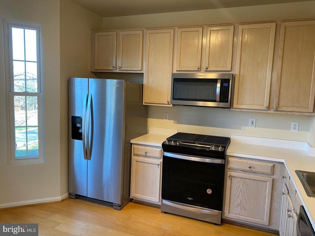 20445 Chesapeake Square - Photo 13