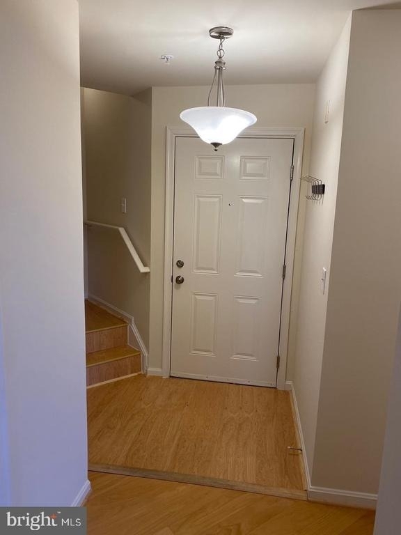 20445 Chesapeake Square - Photo 2