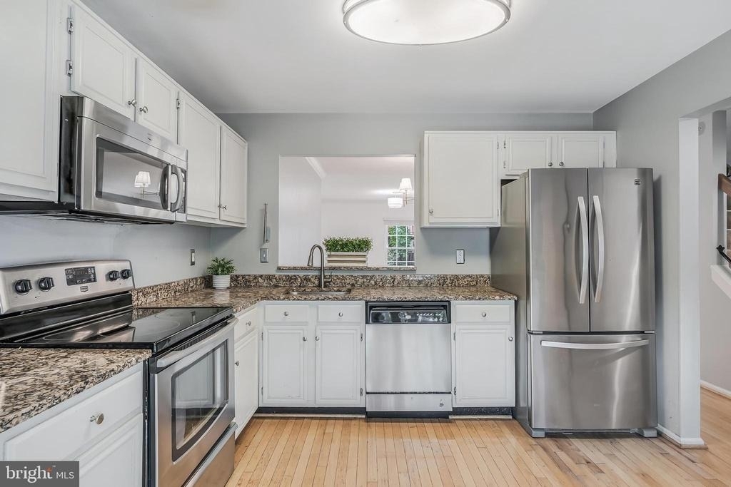 13915 Gunners Place - Photo 15