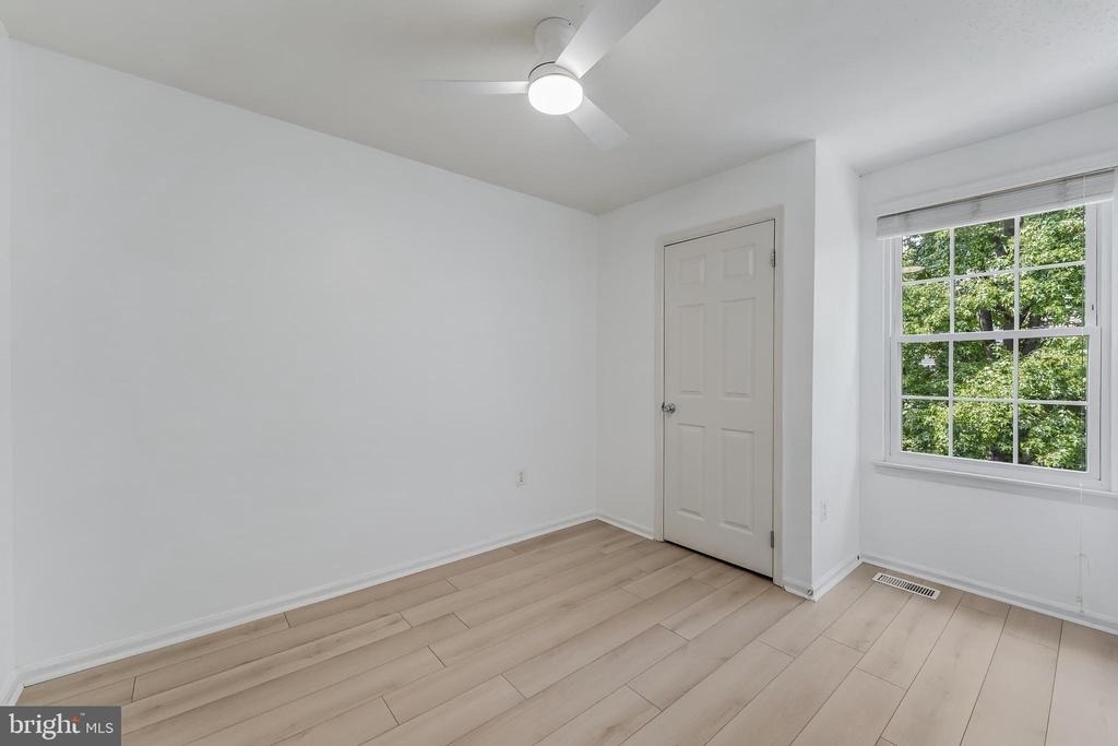 13915 Gunners Place - Photo 24