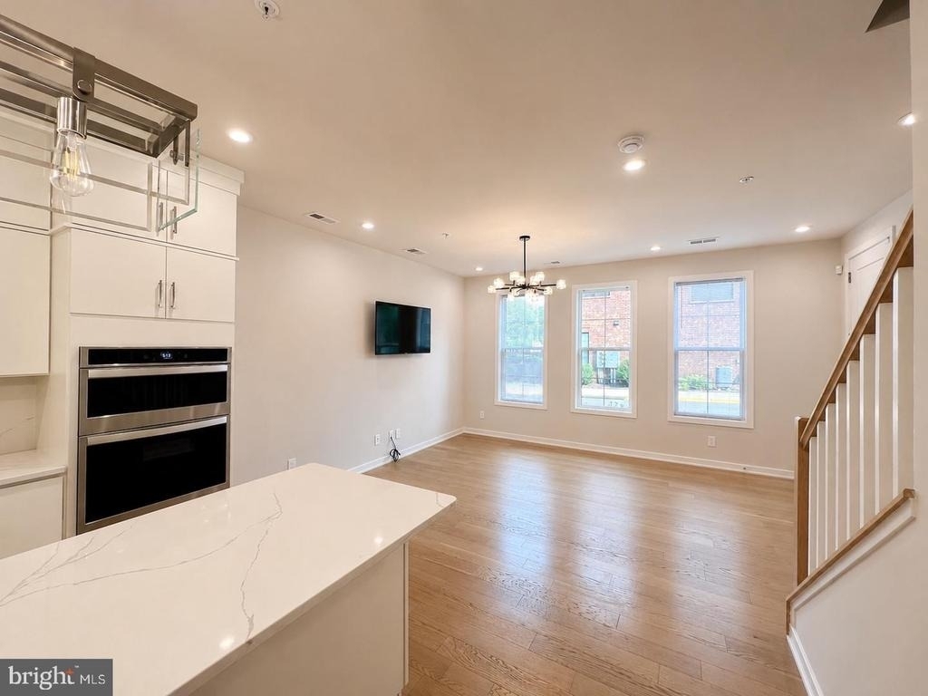 7556 Sawyer Farm Way - Photo 5