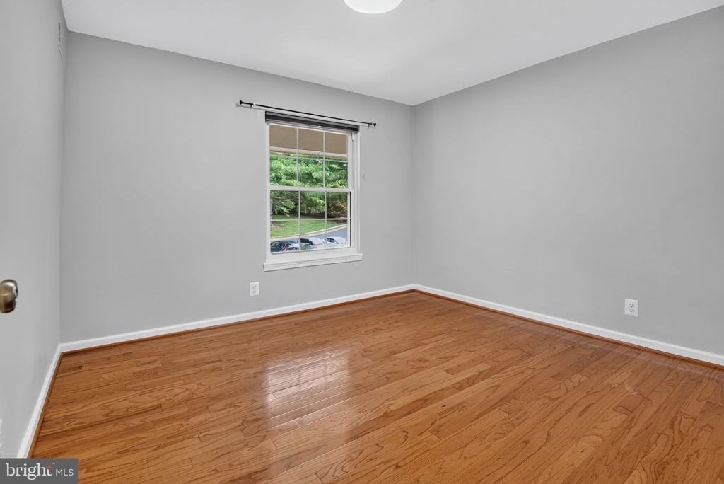 7621 Tremayne Place - Photo 13