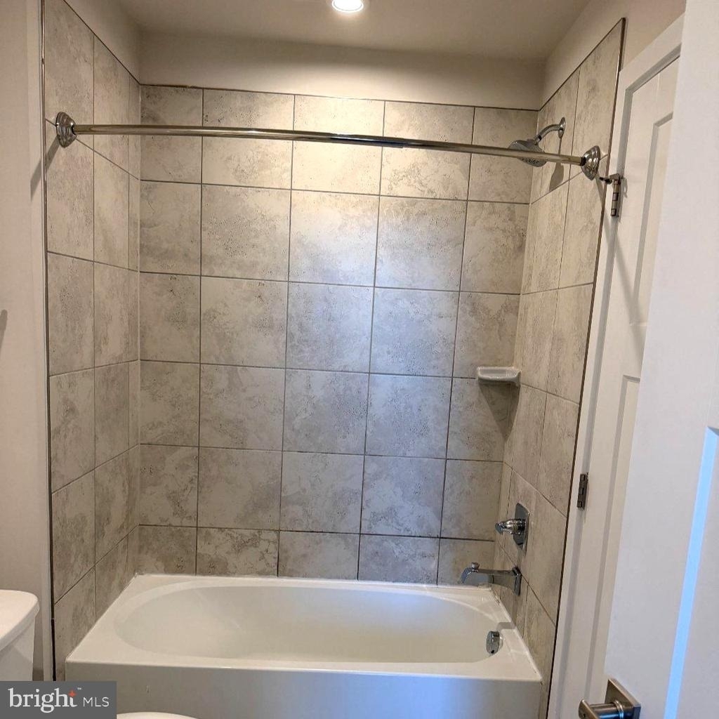 13907 Airfoil Road - Photo 17