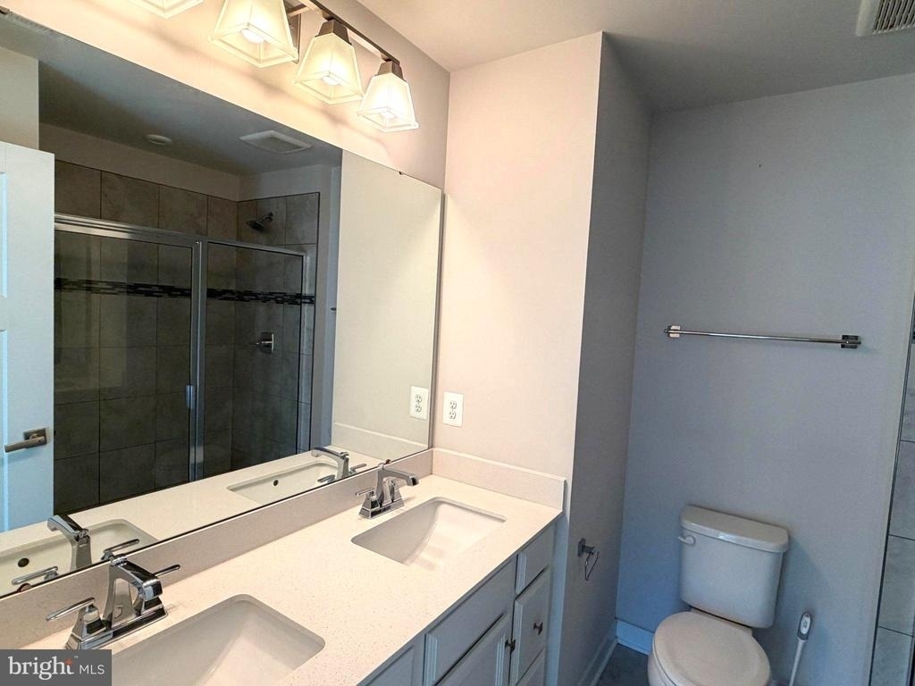 13907 Airfoil Road - Photo 10