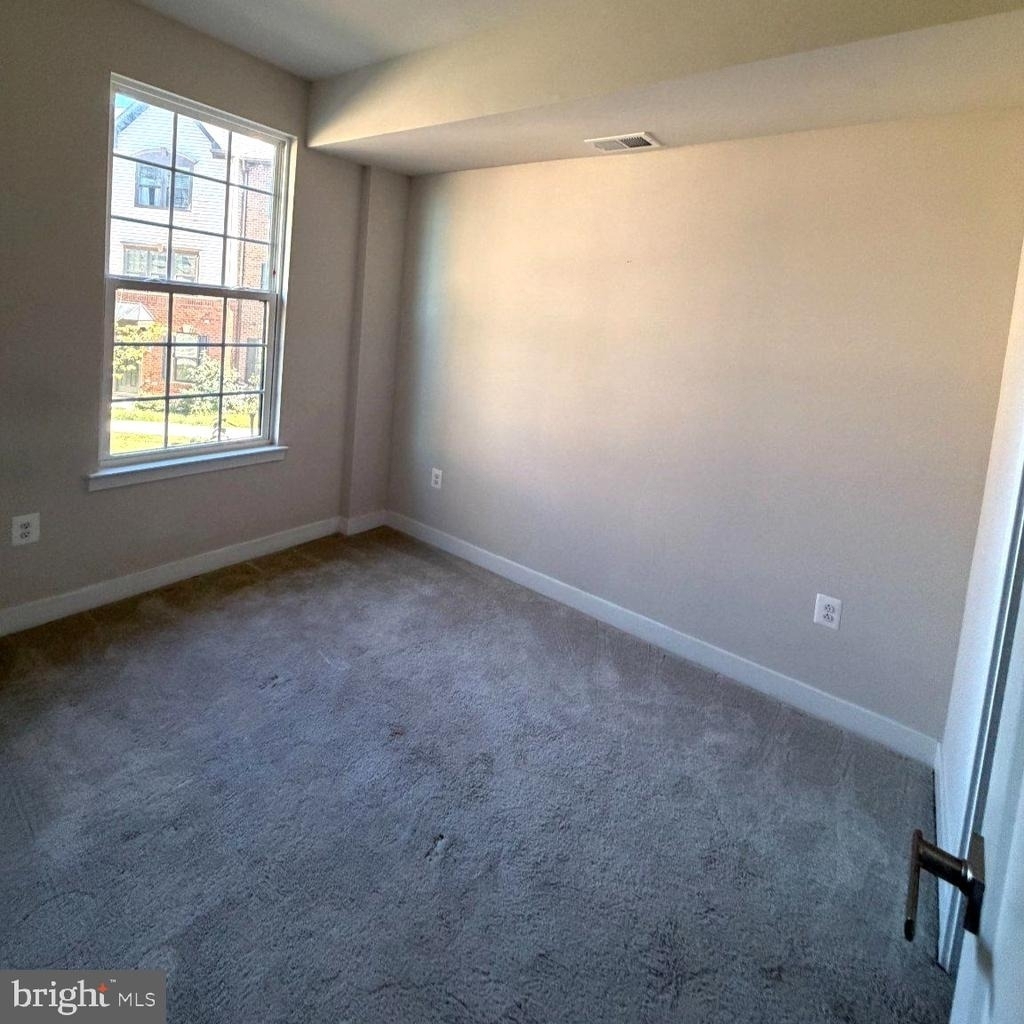 13907 Airfoil Road - Photo 16