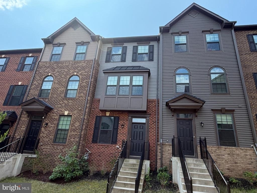 13907 Airfoil Road - Photo 0
