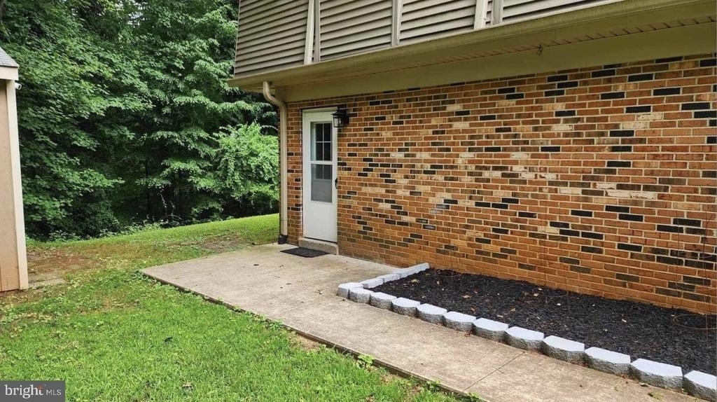 7255 Moss Lane - Photo 0