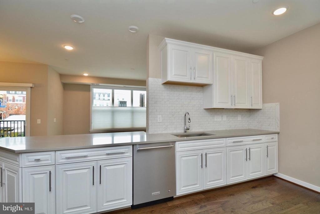 3989 Norton Place - Photo 15
