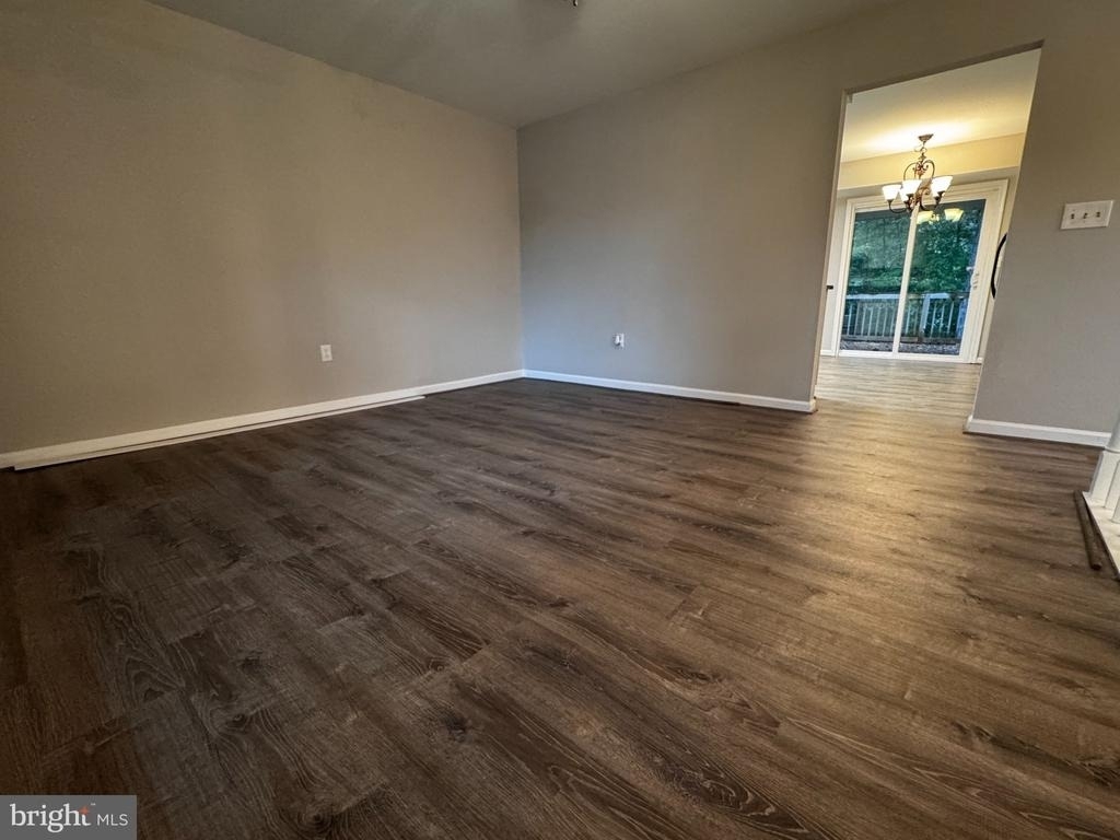 410 Woodlyn Drive - Photo 4