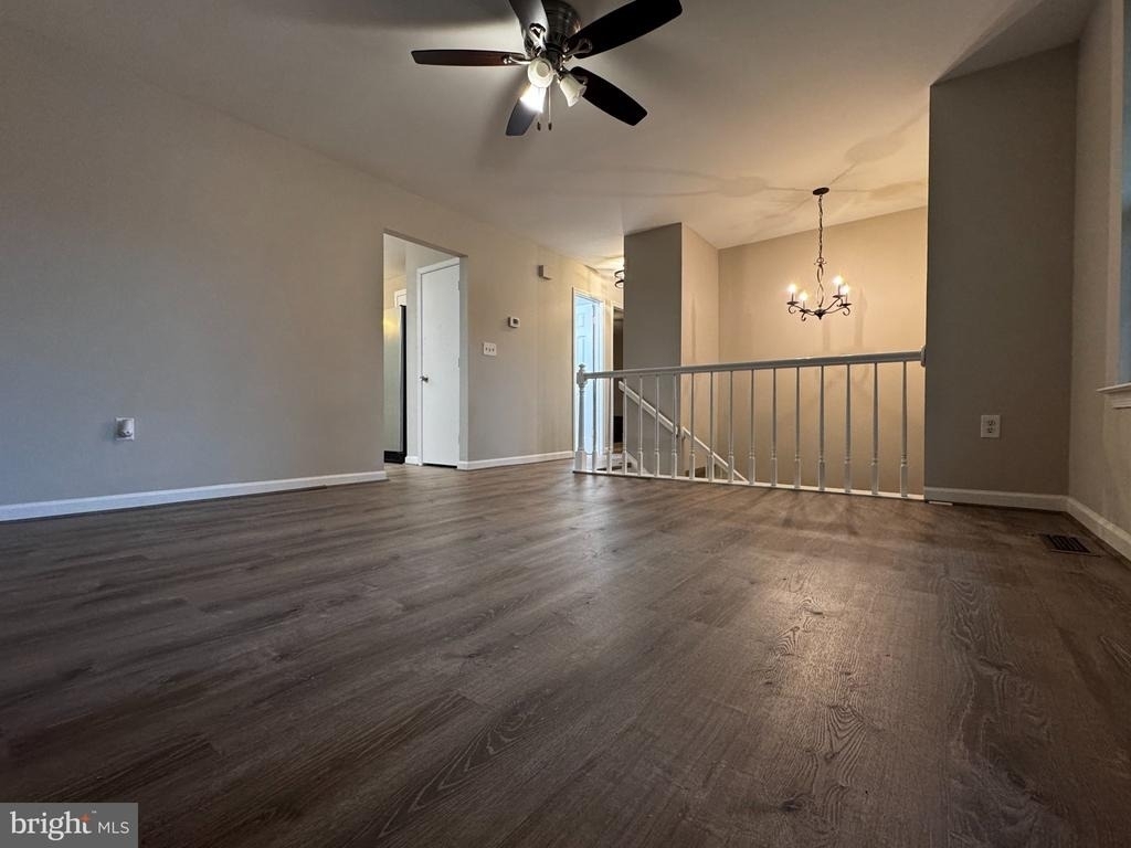 410 Woodlyn Drive - Photo 5
