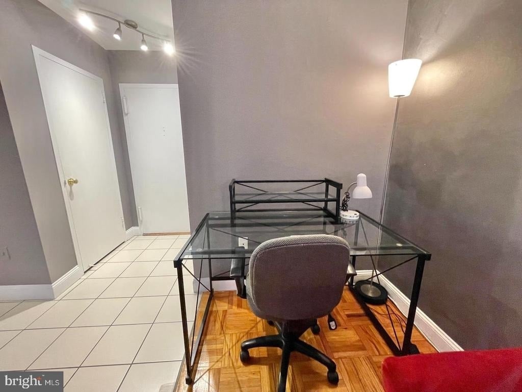 1021 Arlington Boulevard - Photo 4