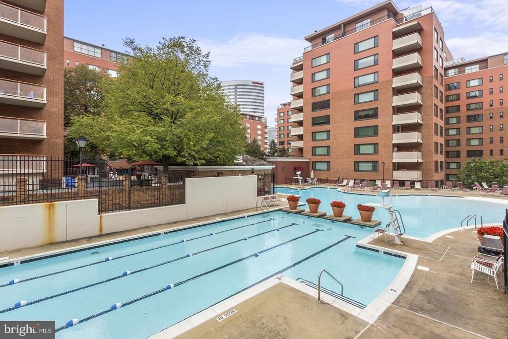 1021 Arlington Boulevard - Photo 15