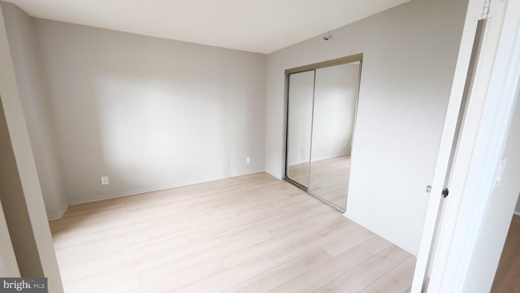 1600 N Oak Street - Photo 6