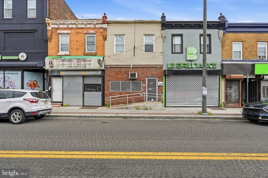 2919 22nd Street - Photo 0
