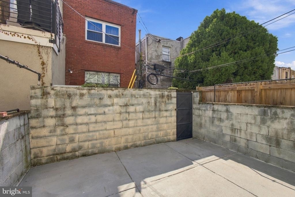 1802 Tree Street - Photo 17