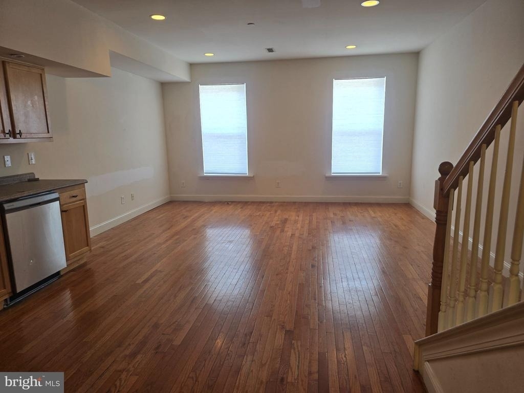 2025 N 18th Street - Photo 2