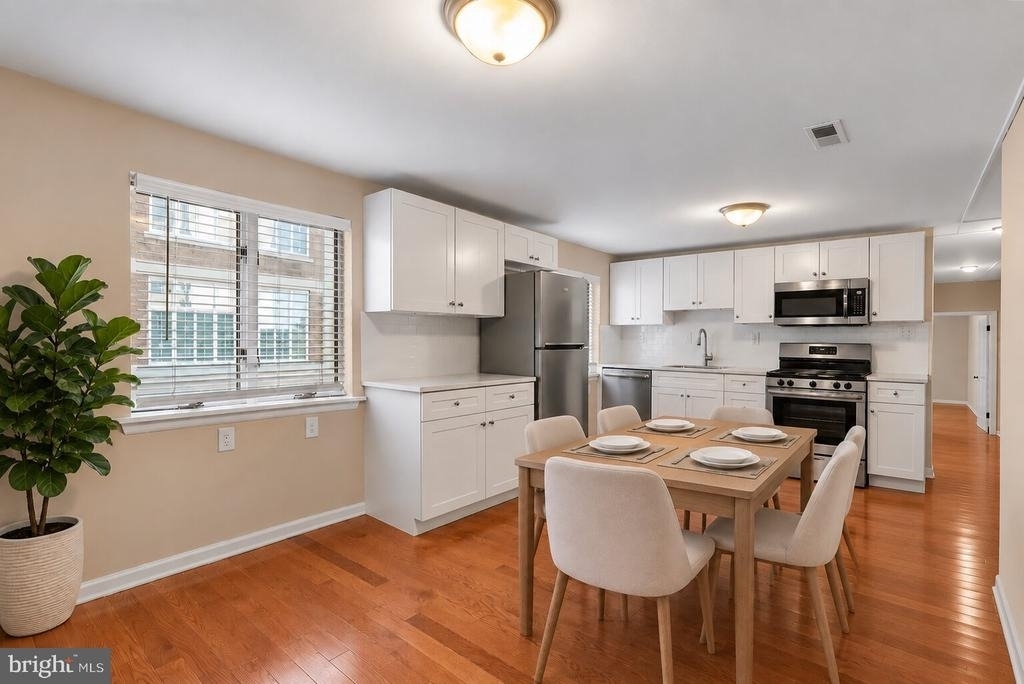 2319 Walnut Street - Photo 1