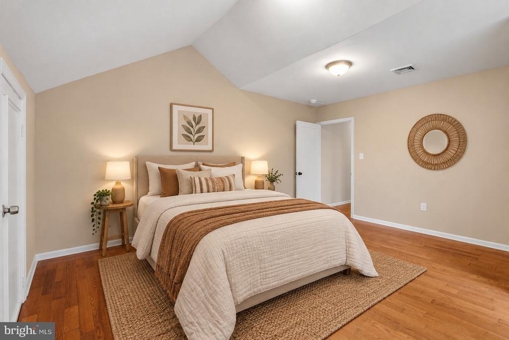 2319 Walnut Street - Photo 11