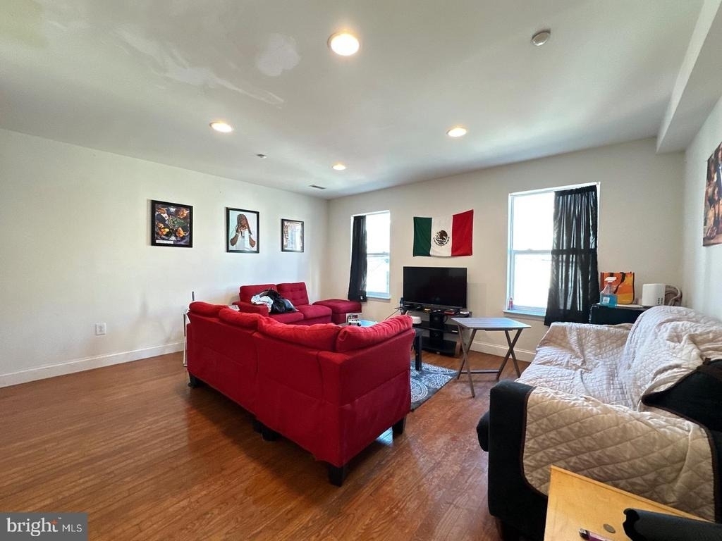 1815 N 18th Street - Photo 3