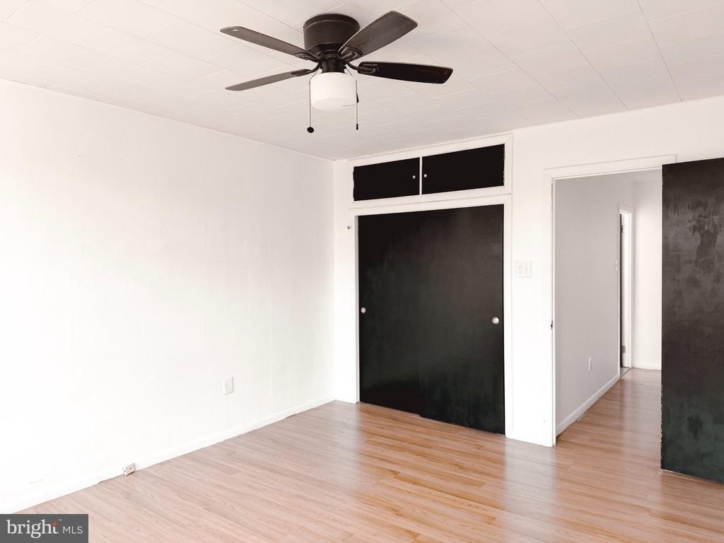 2033 S Watts Street - Photo 8