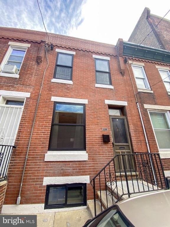 2033 S Watts Street - Photo 17