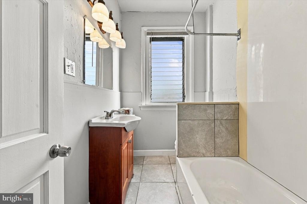 6217 W Stiles Street - Photo 14