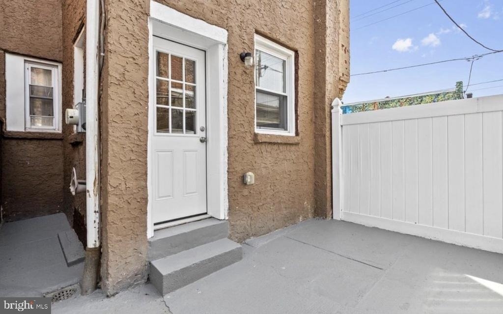 1452 S Etting Street - Photo 12
