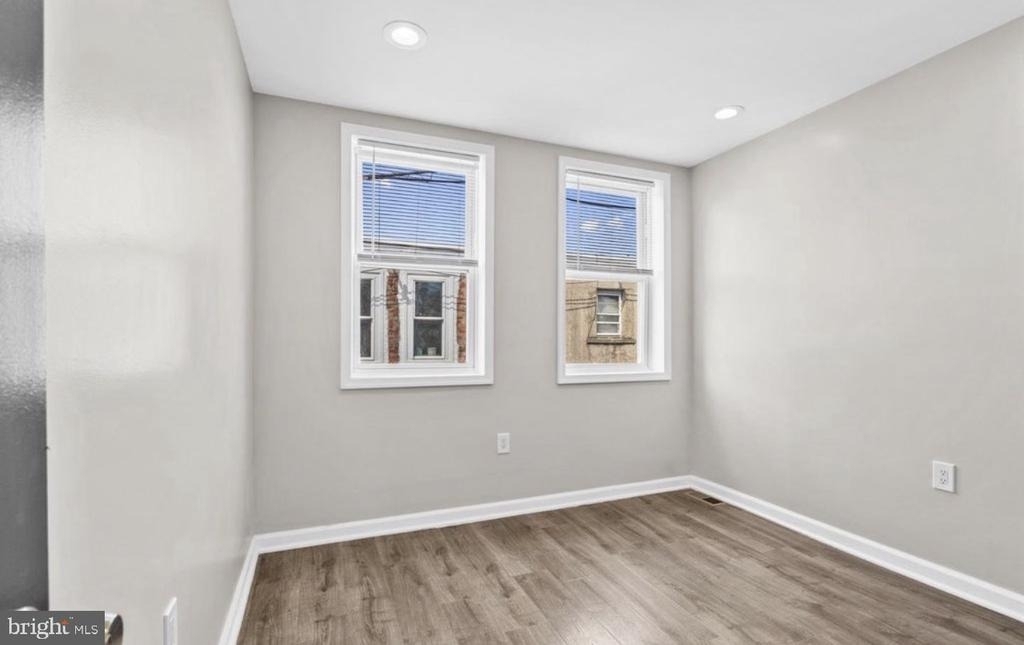 1452 S Etting Street - Photo 8