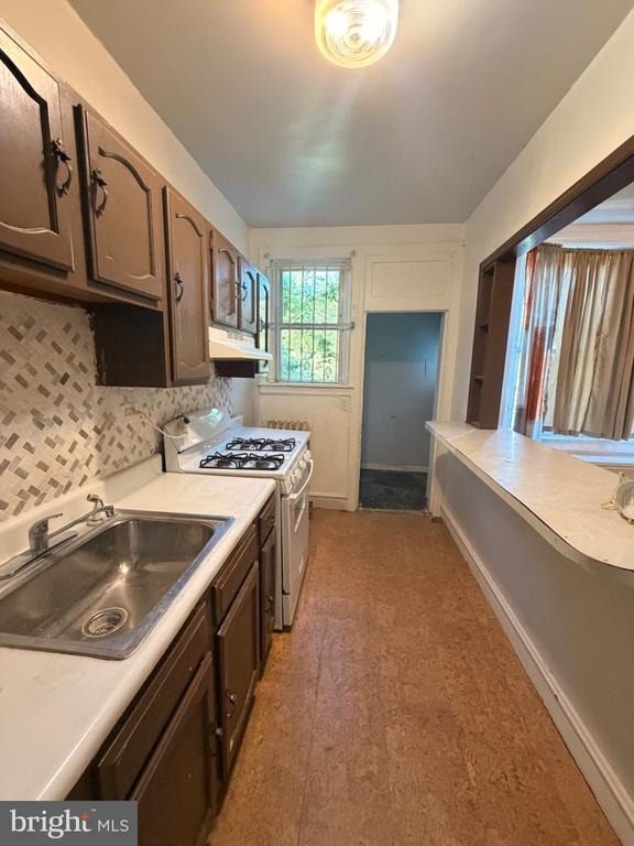 5721 Stewart Street - Photo 3