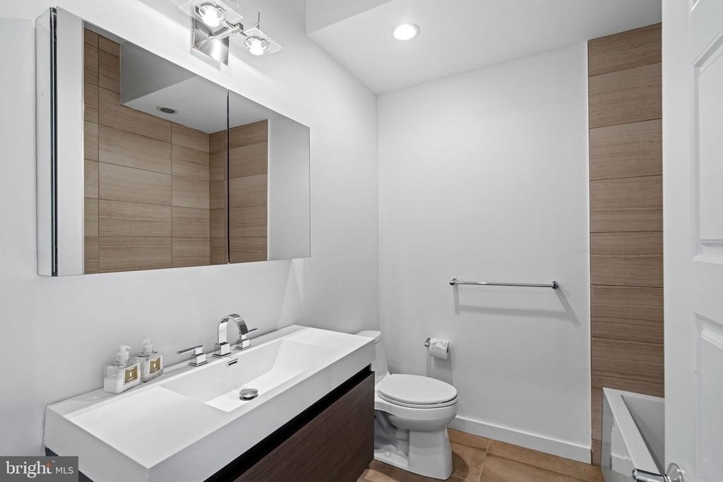 418 Wallace Street - Photo 12